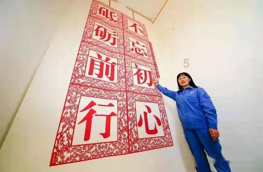 副局长与女教师车内死亡？官方证实，多部门介入